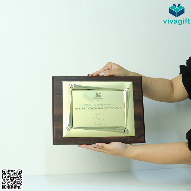 99+ Mẫu Bảng Vinh Danh Giá Rẻ Làm Quà Tặng Ý Nghĩa - Quà tặng Viva