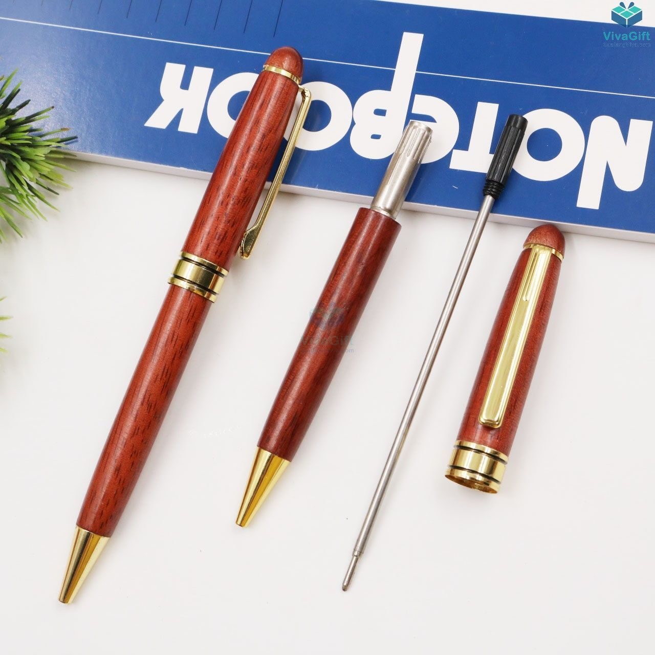 Bút gỗ khắc tên V011 làm quà tặng