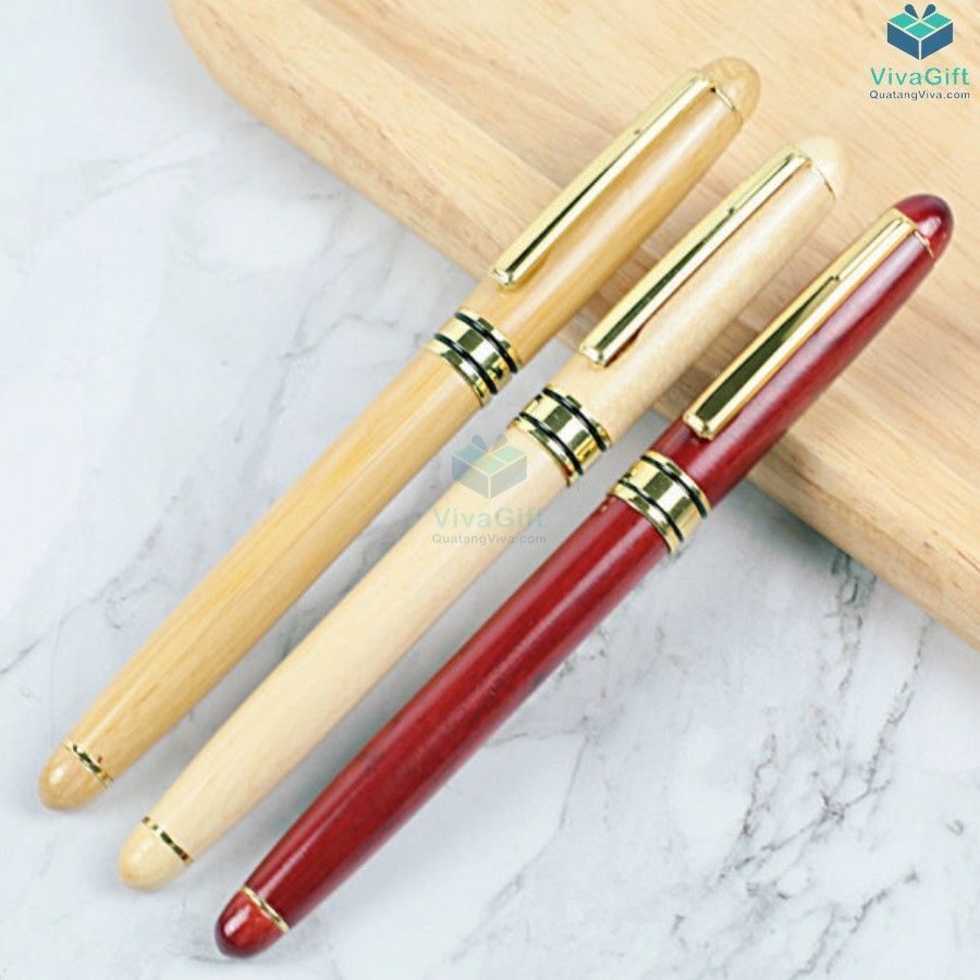 Bút gỗ khắc tên V015 nắp đậy khắc theo yêu cầu