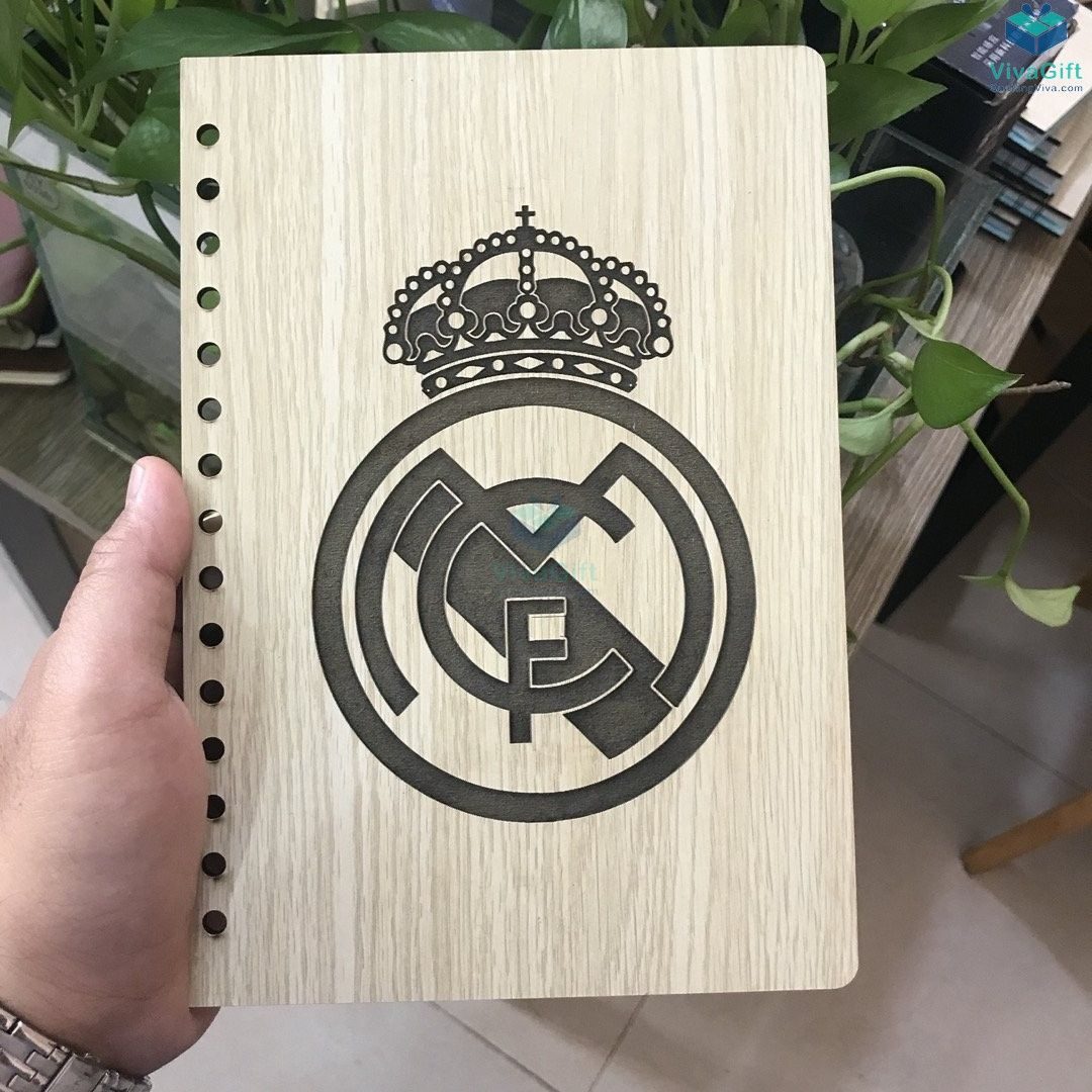 Sổ tay bìa gỗ khắc logo theo yêu cầu