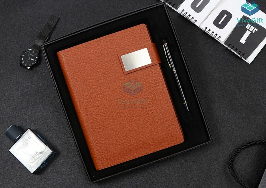 Sổ tay bìa còng B011 da PU in khắc logo theo yêu cầu