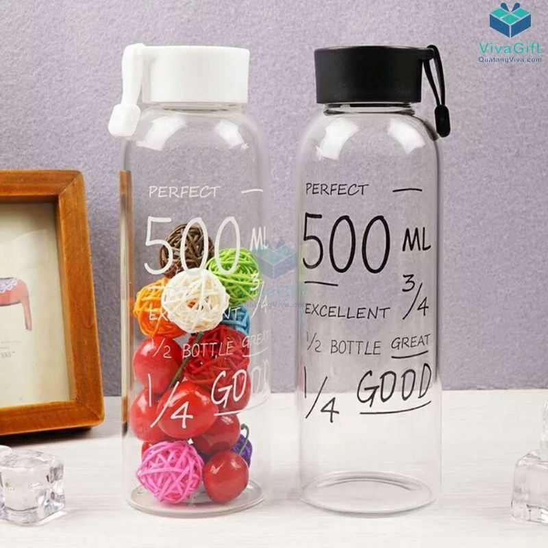 Bình nước nhựa 500ml có quai Q011 khắc tên theo yêu cầu