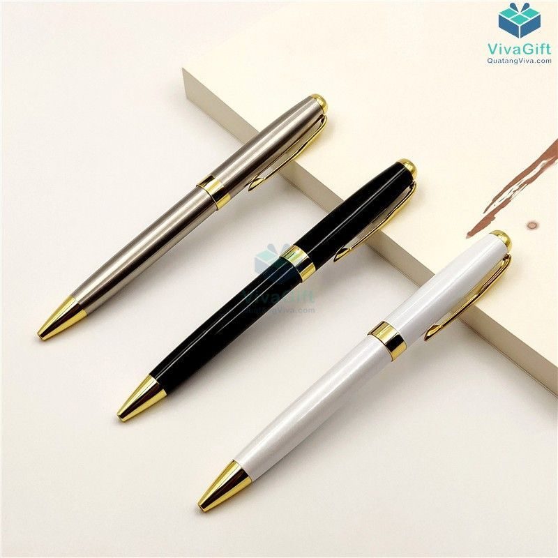 bút khắc tên V020