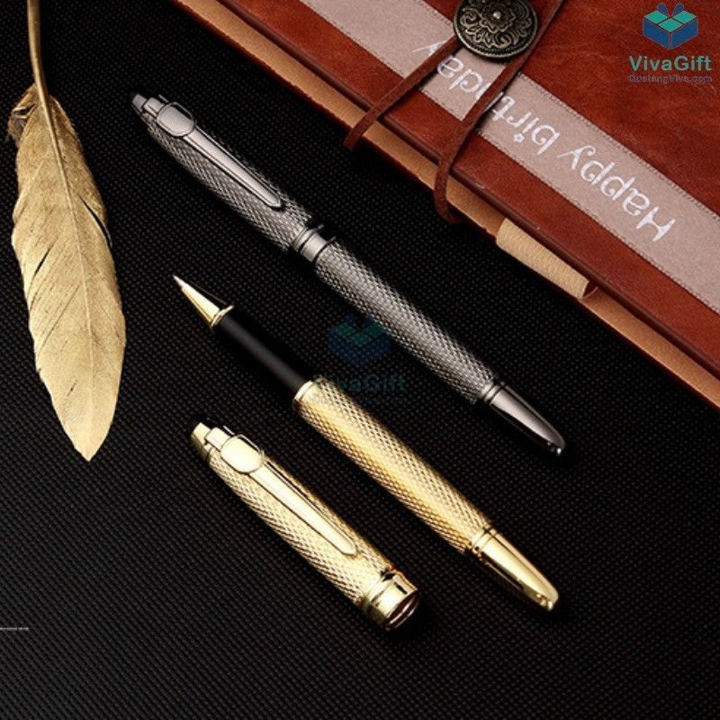 bút kim loại khắc tên v021 làm quà tặng