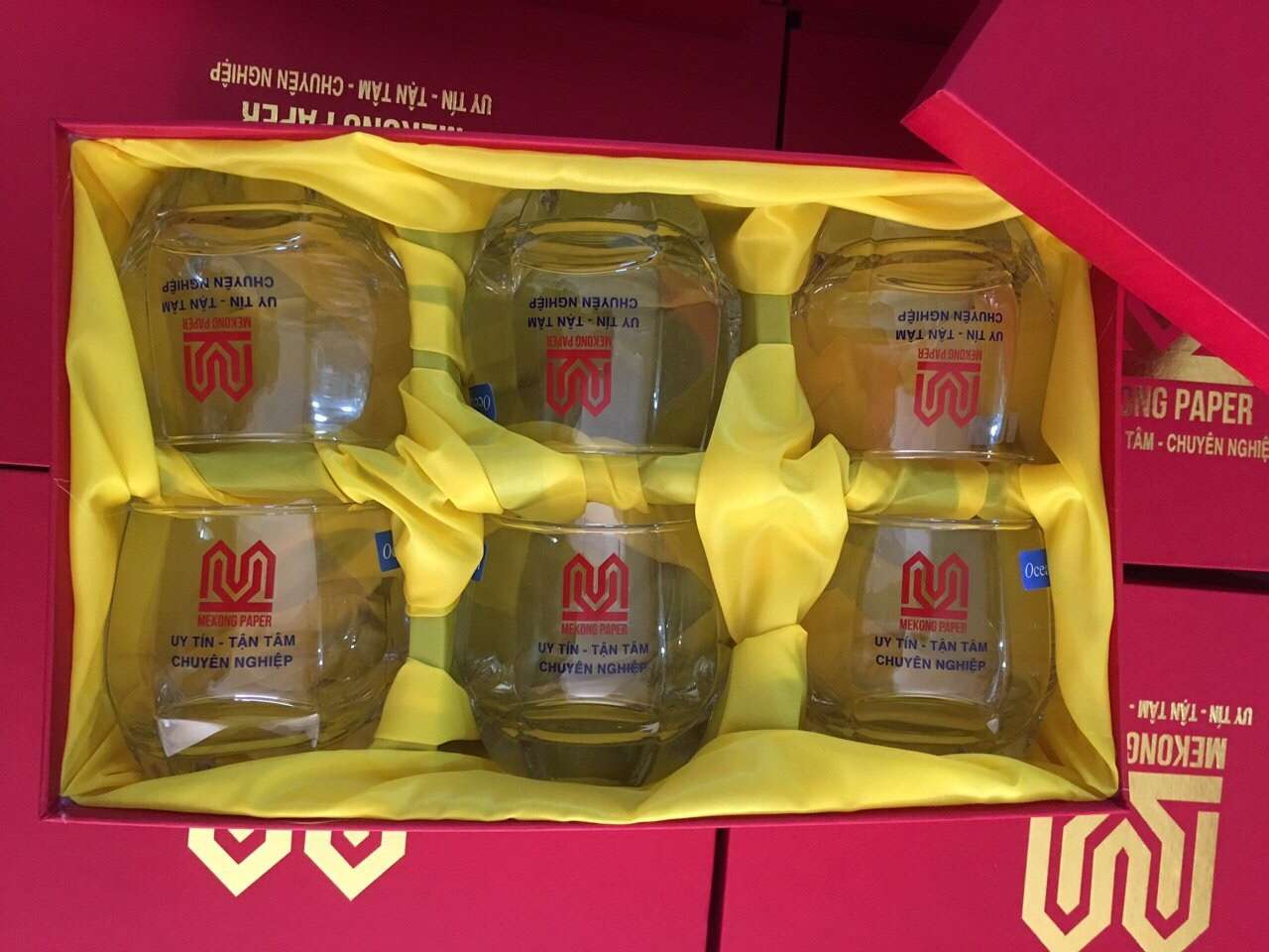  Bộ Ly Thủy Tinh In Logo Quà Tặng Hội Nghị Giá Rẻ