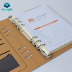 Sổ Tay Bìa Còng B014 Da PU – Quà Tặng Viva