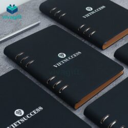 Sổ Tay Bìa Còng B014 Da PU – Quà Tặng Viva