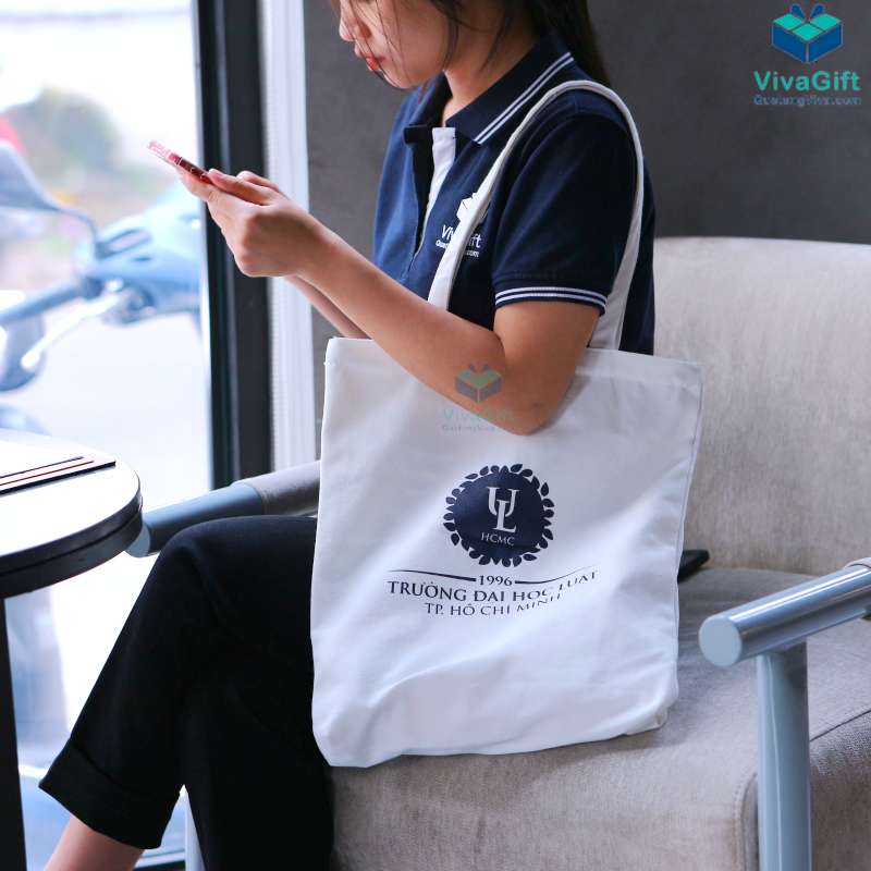 Túi Vải Canvas In Logo Chặt Đáy TVC05 (1)