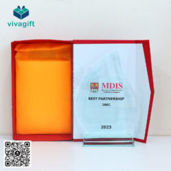 set-qua-tang-ky-niem-chuong-gs150-in-ten-in-logo-8