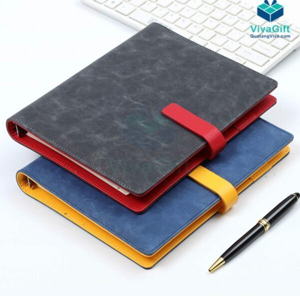 Sổ Tay Bìa Còng Gập 2 B061 Kèm Khoá Nam Châm