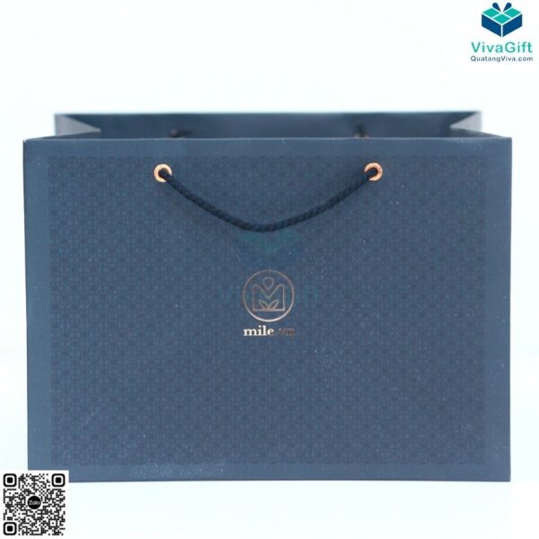Túi Giấy Đựng Set Quà Tặng Couche Mile.vn TG05-4 In Logo Ép Kim Nhũ BạcIMG_1312