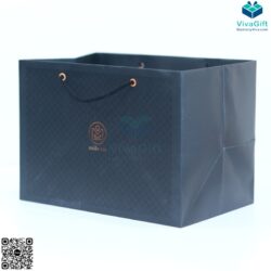 Túi Giấy Đựng Set Quà Tặng Couche Mile.vn TG05-4 In Logo Ép Kim Nhũ BạcIMG_1313
