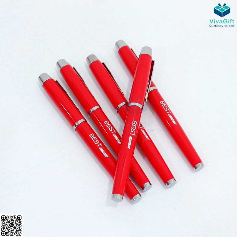 Bút Kim Loại Nắp Đậy V053 Khắc Tên 2