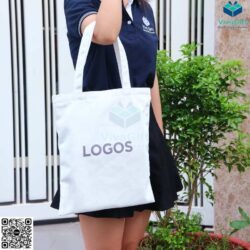 tui-tote-in-logo-logos-co-quai-xach-tvc01-9-1
