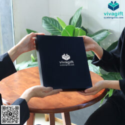 giftset-so-tay-da-nang-kem-sac-du-phong-usb-va-but-kim-loai-gs158-8