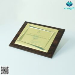 Bảng Vinh Danh Gỗ Đồng BVD-103 – Quatangviva.com