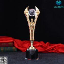 Cúp vinh danh kim loại CVD-K305 – Quatangviva.com