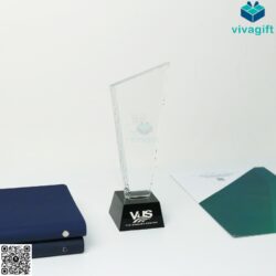 Cup Vinh Danh Pha Lê CVD-P207 – Quatangviva.com