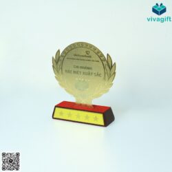 Kỷ Niệm Chương Gỗ Đồng Để Bàn KN-D301 – Quatangviva.com