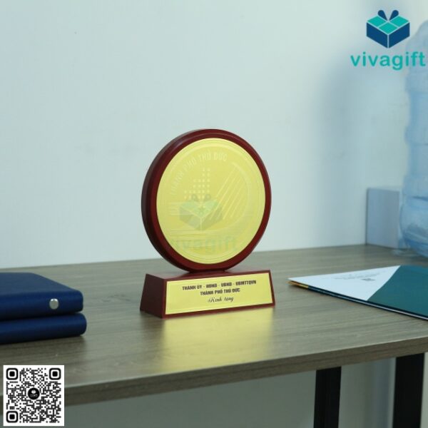 Kỷ Niệm Chương Gỗ Đồng Tròn KN-D302 8