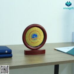 Kỷ Niệm Chương Gỗ Đồng Tròn KN-D303 – Quatangviva.com