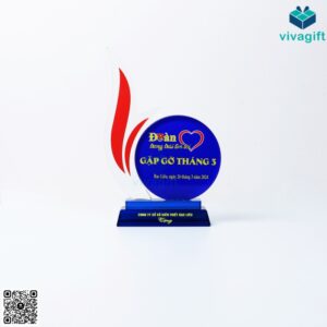 Kỷ Niệm Chương Pha Lê KN-P211 1