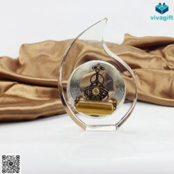Đồng Hồ Để Bàn Pha Lê DH-B101 – Quatangviva.com
