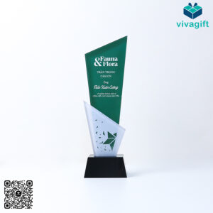 Kỷ Niệm Chương Pha Lê KN-P216 1