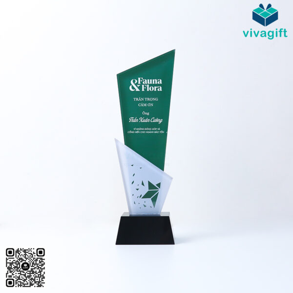 Kỷ Niệm Chương Pha Lê KN-P216 1