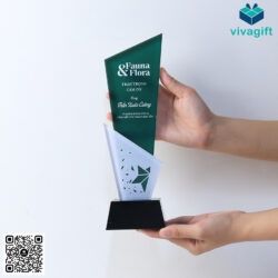 Kỷ Niệm Chương Pha Lê KN-P216 – Quatangviva.com