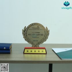 ky-niem-chuong-go-dong-de-ban-kn-d301-02