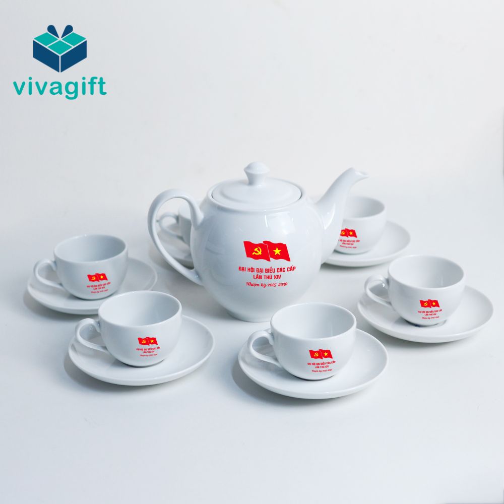 Bộ ấm chén in logo Đại hội Đảng là quà tặng cao cấp dành cho các đại biểu tham dự