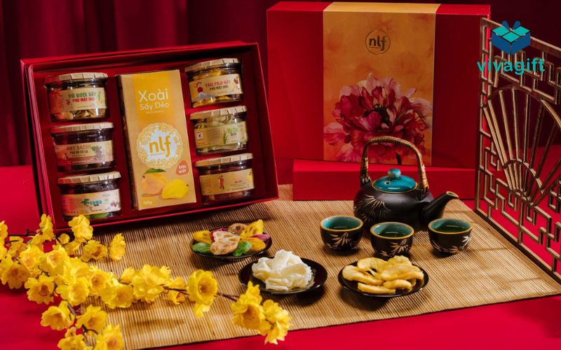Gợi ý danh sách 10 quà Tết tặng sếp ý nghĩa và thiết thực nhất - Quà tặng Viva