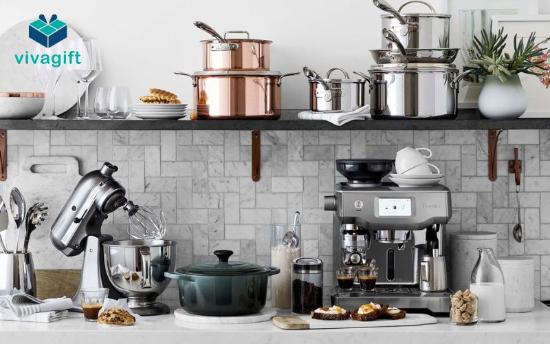 Gợi ý danh sách 10 quà Tết tặng sếp ý nghĩa và thiết thực nhất - Quà tặng Viva
